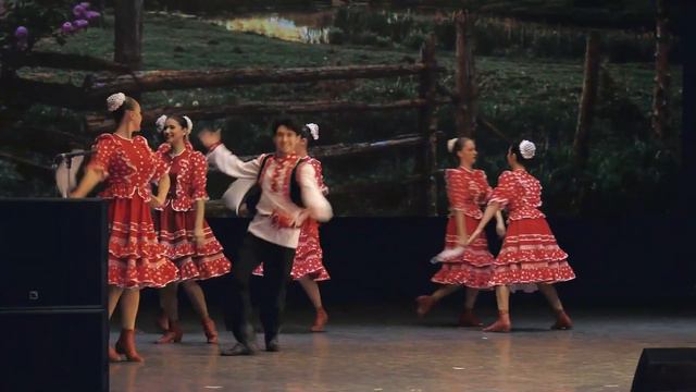 Народный танец Девчата #upskirt,#русский,#танец