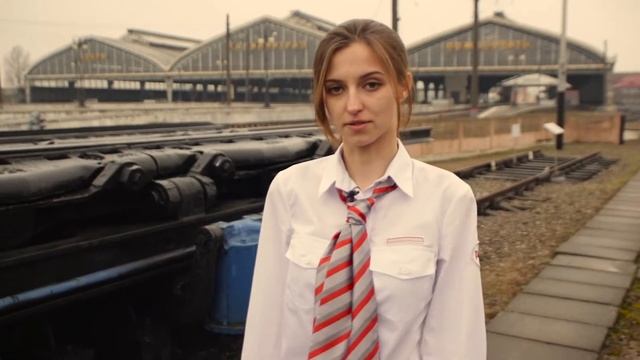 РЖД 80-ти летний юбилей "Главного управления движением" Студентка