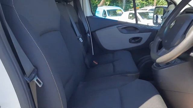 RENAULT TRAFIC 1.6 LL29 dCi 120 Business Euro 6 lwb l2 2018 SOLD