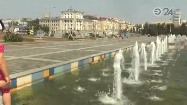 Самый большой фонтан Казани заработал на озере Кабан