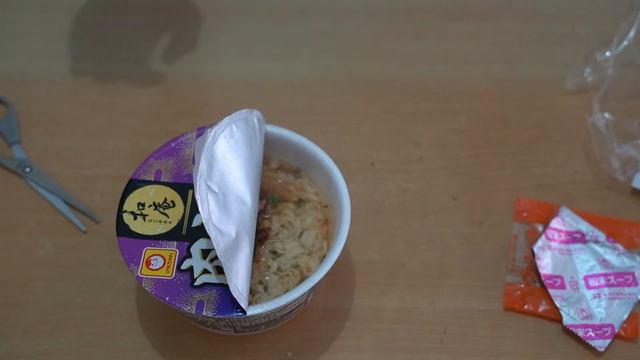 TOYO SUISAN cup noodles   (杯麵)