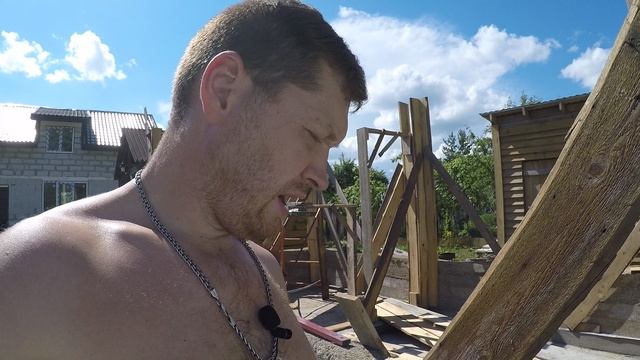 монолитный арболит по направляющим, ровные стены и никаких щелей и трещин от лесенок ларсена! дёшево