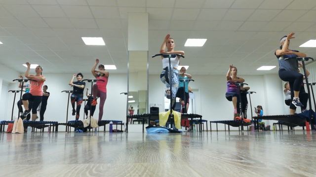 Jumping choreography ? COBRA /merenge/ ?