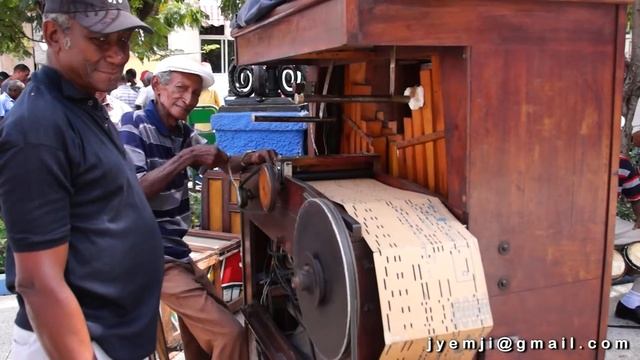 Orgue de Barbarie Cuba 2014 Santiago de Cuba