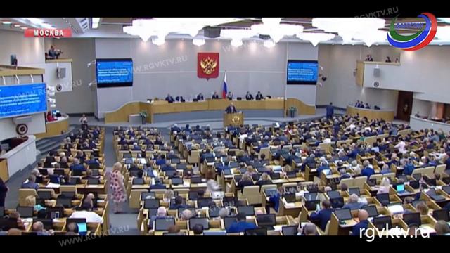 Зарплату учителям, могут повысить. Парламентарии Госдумы уже подготовили законопроект