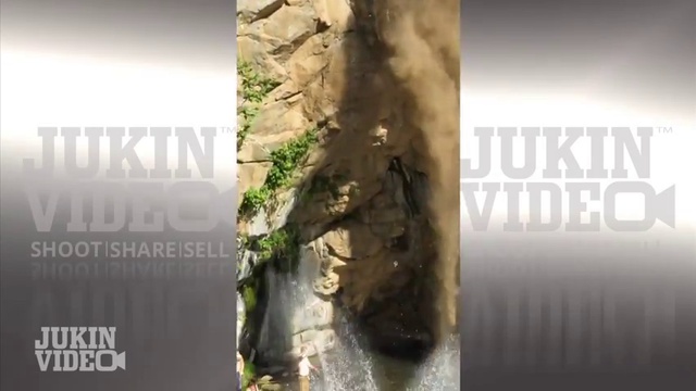 Прыжок со скалы