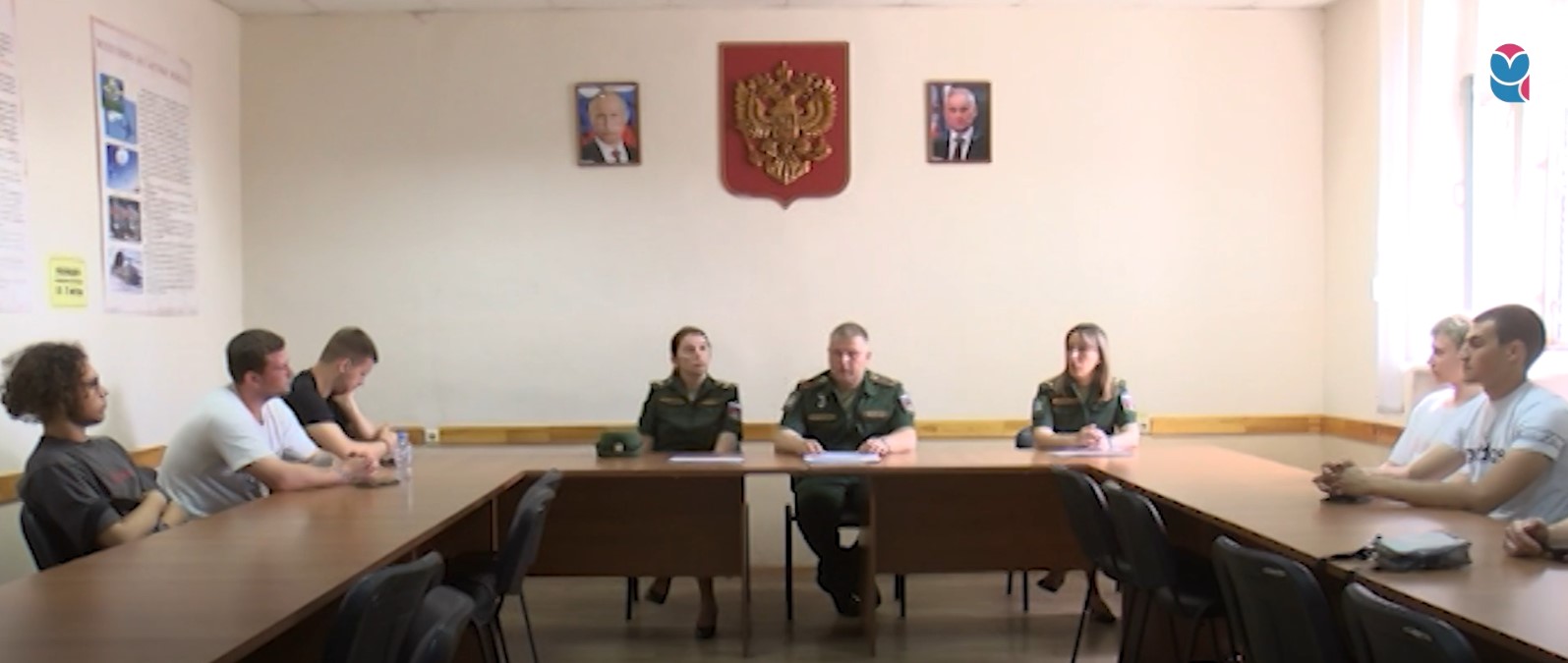 Жители Самарской области могут узнать о преимуществах военной службы по контракту в пунктах отбора