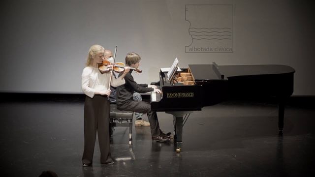 Chaconne in G minor by Tomaso Vitali. Ksenia Solotova violin