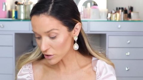 FULL FACE OF CHARLOTTE TILBURY FAVORITES + NEW AIRBRUSH FLAWLESS SETTING SPRAY!