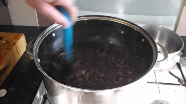 How To Make Black Pudding.Blood Sausage.