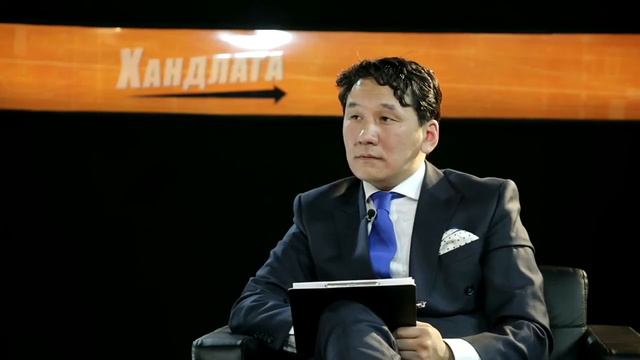Хандлага  нэвтрүүлэг   Монгол улсын гуравдахь Ерөнхийлөгч, МАХН-ын дарга Н.Энхбаяр