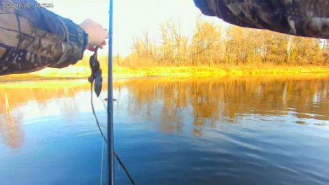 ✔ И всë таки я еë поймал! Рыбалка на щуку перед первым льдом в лесной микро речке Закрытие сезона