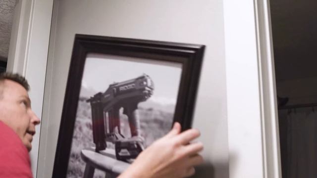 7 CLEVER Picture Hanging Tricks Everyone Should Know
