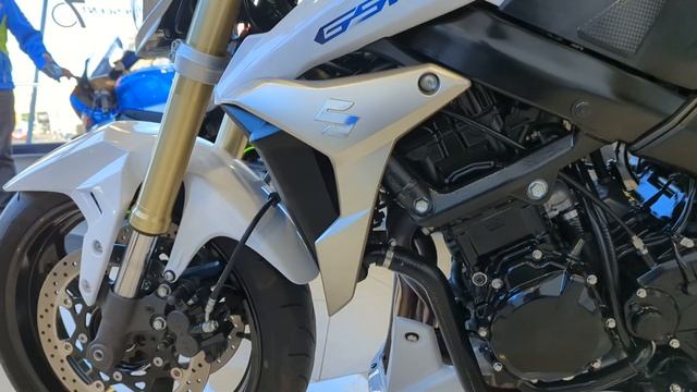 SUZUKI GSR 750 - For Sale - Crescent Motorcycles Bournemouth
