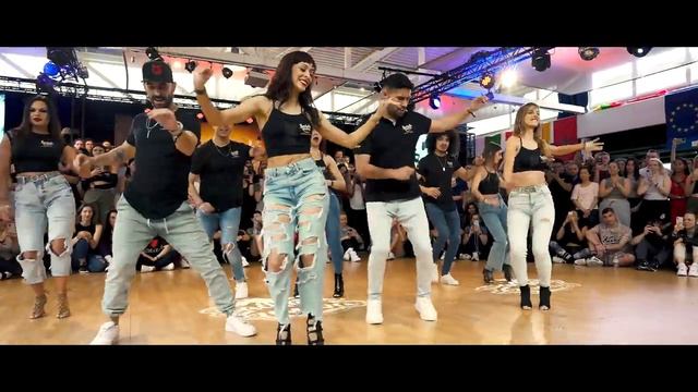 MI VIDA - CHELION GRUPO ESENCIA -MARCO Y SARA BAILANDO EN BACHATA GENEVA FESTIVAL 2024