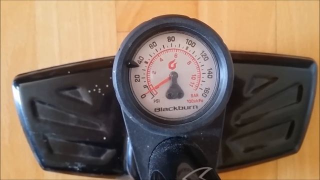 How to Pump a Mountain Bike Bicycle Tire With Presta Valve