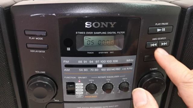 SONY CFD-Z120 CD Radio FM AM Cassette Tape Recorder Boombox