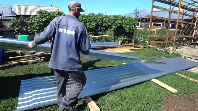 Купил на 100 000 рублей железо на амбар