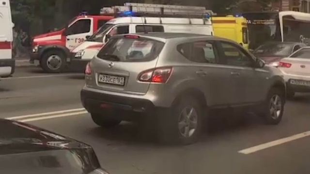 Три человека пострадали в ДТП на Буденновском.
