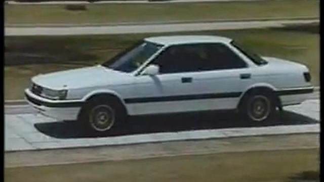 1987 TOYOTA VISTA Ad