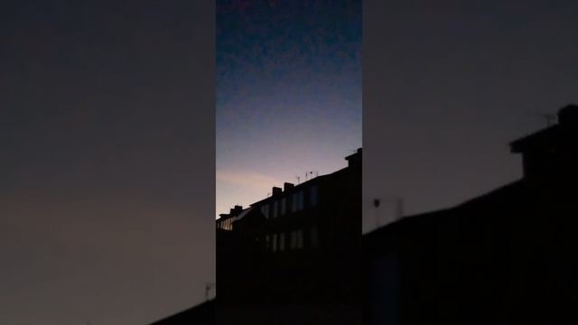 Прыгнула с качели
