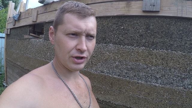 строю баню из монолитного арболита, предпоследний ряд