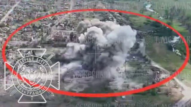 ✈💣💥⚡Российская авиация наносит удары ФАБами по пехоте ВСУ.