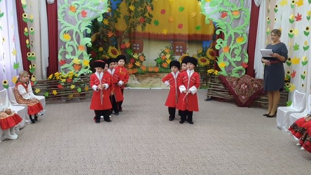 утренник день мамы