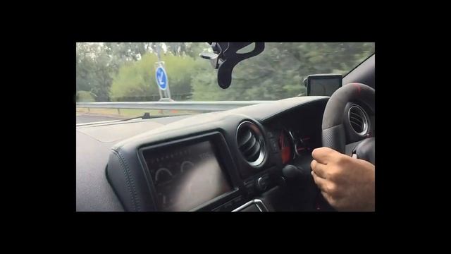 Porsche 991 Turbo s 700hp  vs Aventardor Tuned 760hp