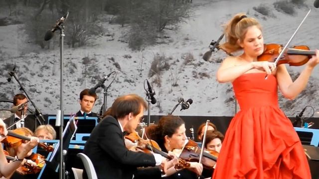 AHAE Open Air Concert At Jardin Des Tuileries / HAYLIE ECKER   ( 4th July 12 , Paris)