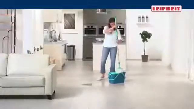 Комплект для мытья пола швабра с отжимом Leifheit CLEAN TWIST MOP 52019