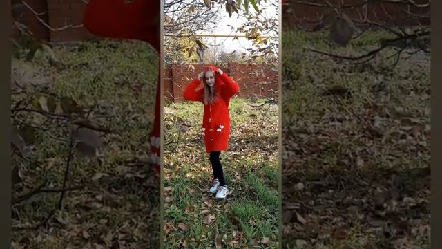 Кардиган крючком прогулка по осенним улицам