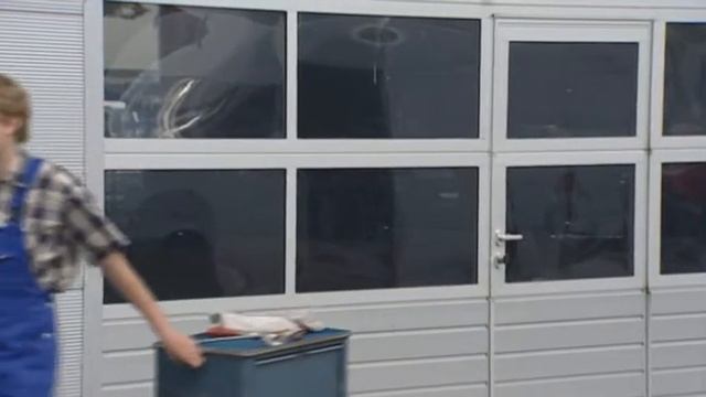 Секционные ворота
