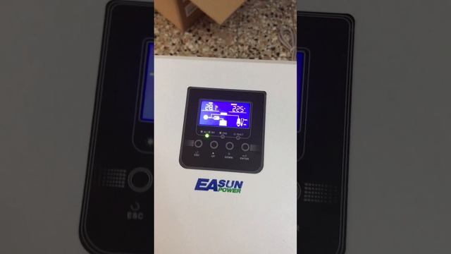 EASUN POWER Hybrid Inverter 3KVA 24V.