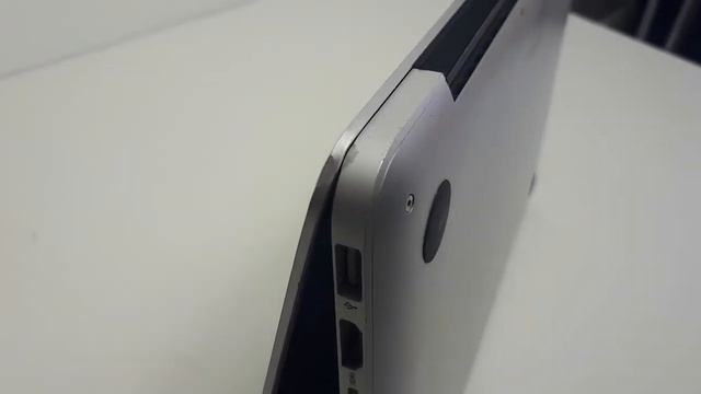 #53 MACBOOK PRO A1502