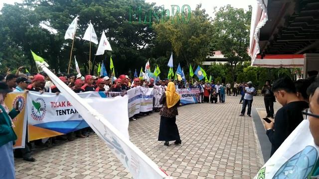 demo penolakan revisi UU no.13 tahun 2003