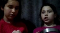 Челендж попробуй спеть песню на том языке котором играет