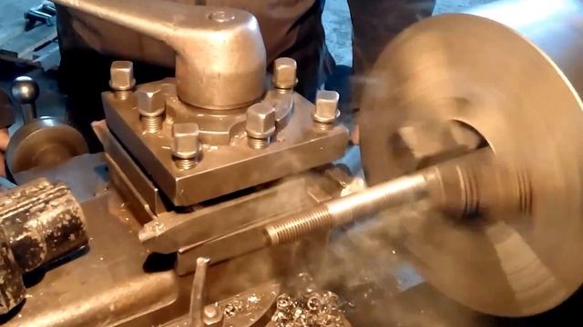 Нарезание резьбы резцом м20x2.5 станок 1к62
