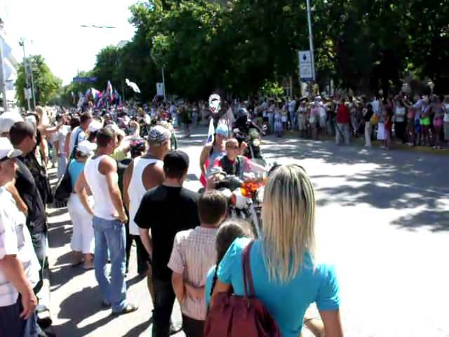Севастополь. Байкеры на подъезде к площади Нахимова