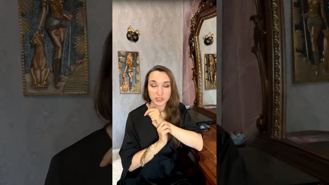 Театра жизни 1000 и 1 актёра в котором зрители выходят на сцену и играют вместе с Оксаной Вихровой