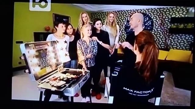 Топ модель по-русски - дневной макияж от Maxfactor