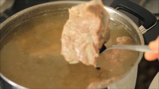 GREEN SPLIT PEA SOUP RECIPE | HERNEKEITTO | INTHEKITCHENWITHELISA