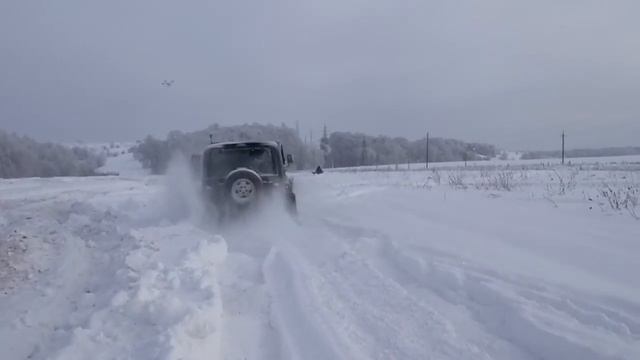 По большому снегу на Wrangler