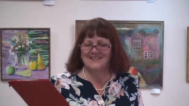 "НЕ НАЗВАТЬ МОЁ ДЕТСТВО БЕЗОБЛАЧНЫМ..."- Раиса Криницкая