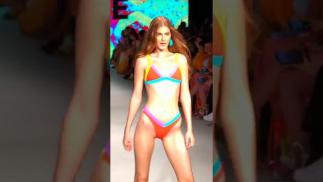 One One Swimwear Fashion Show - Miami Swim Week 2022 Paraiso Miami Beach (8)