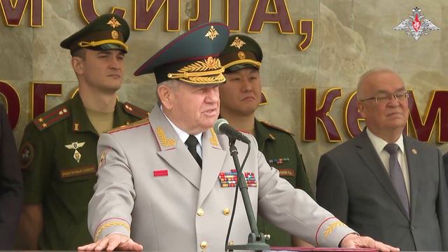 Торжественная церемония выпуска воспитанников Казанского суворовского военного училища