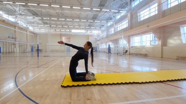 Подводящие упражнения для разучивания упражнения "мост"