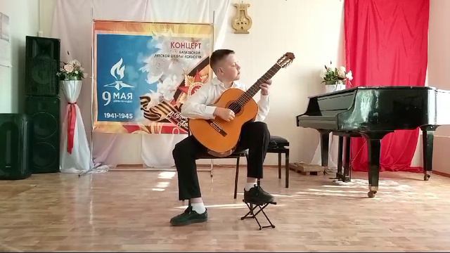 Уланов Семён 13лет,Рнп "Я на камушке сижу" обработка Александра Иванова-Крамского, преп. Ажинов А.М.