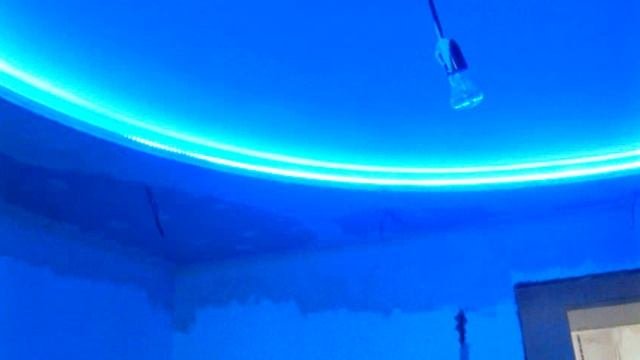 Потолок с подсветкой