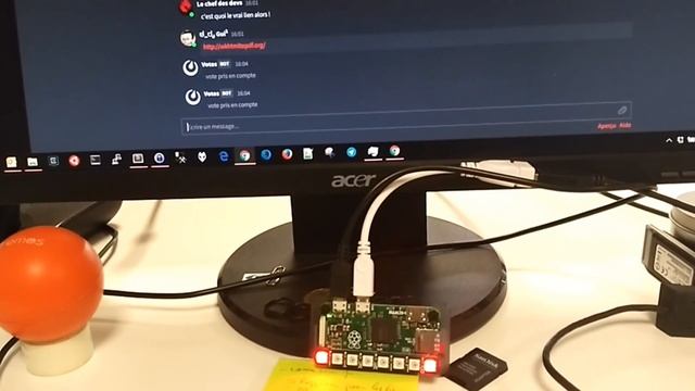 PiZero + Blinkt! + Mattermost = vote de bureau